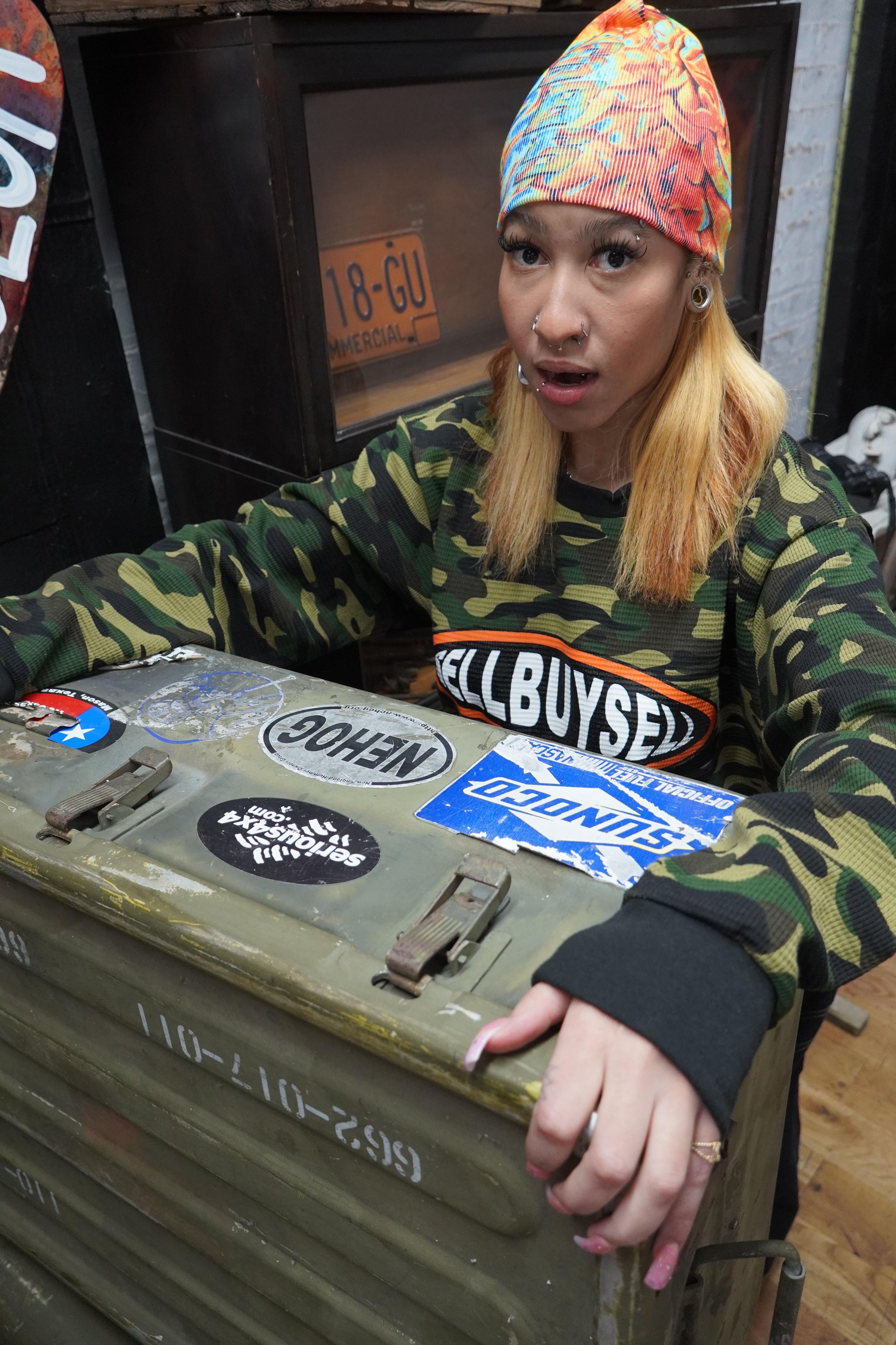3 ."SELLBUYSELL" LOGO CAMOUFLAGE THERMAL 2.0